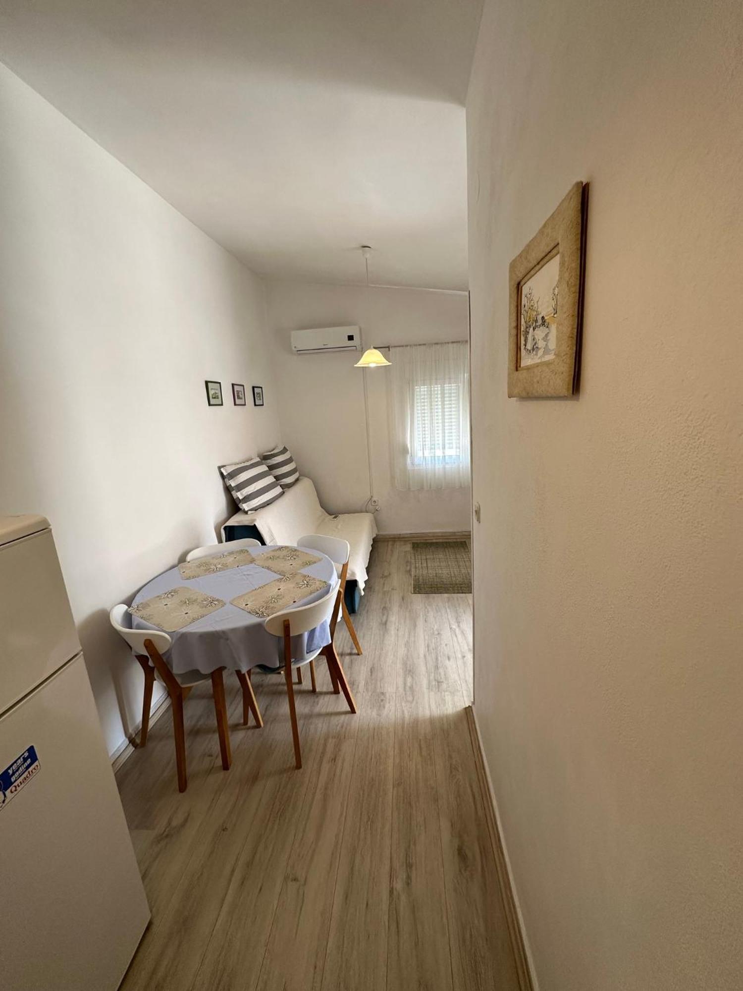 Apartmani Matovina Vir Exteriör bild