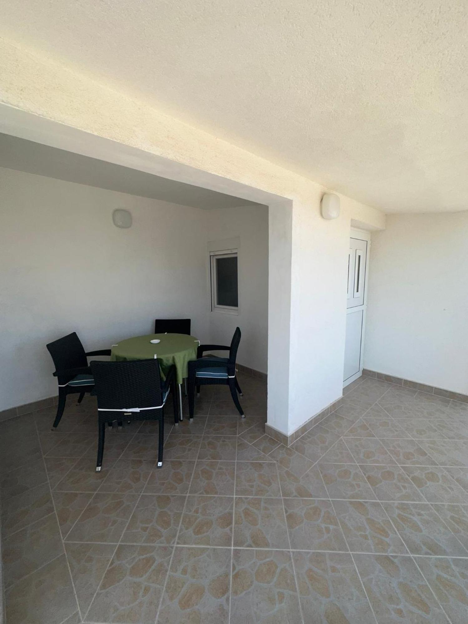 Apartmani Matovina Vir Exteriör bild